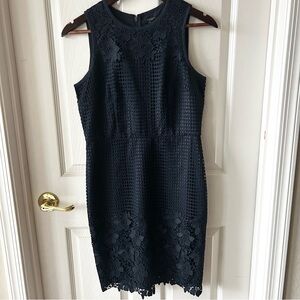 Ann Taylor Navy Lace Crochet Overlay Sheath Sleeveless  Dress